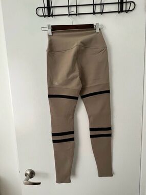 ALO Yoga Taupe Leggings with Black Stripes